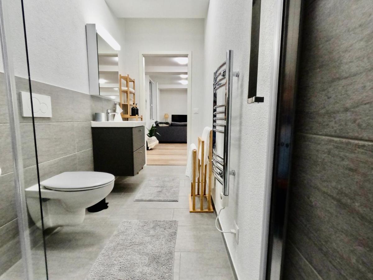 Eva O Wellnessoasis O Montainview O Pizzaoven O Lägenhet Ingenbohl Exteriör bild