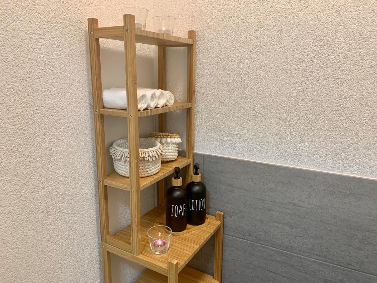 Eva O Wellnessoasis O Montainview O Pizzaoven O Lägenhet Ingenbohl Exteriör bild