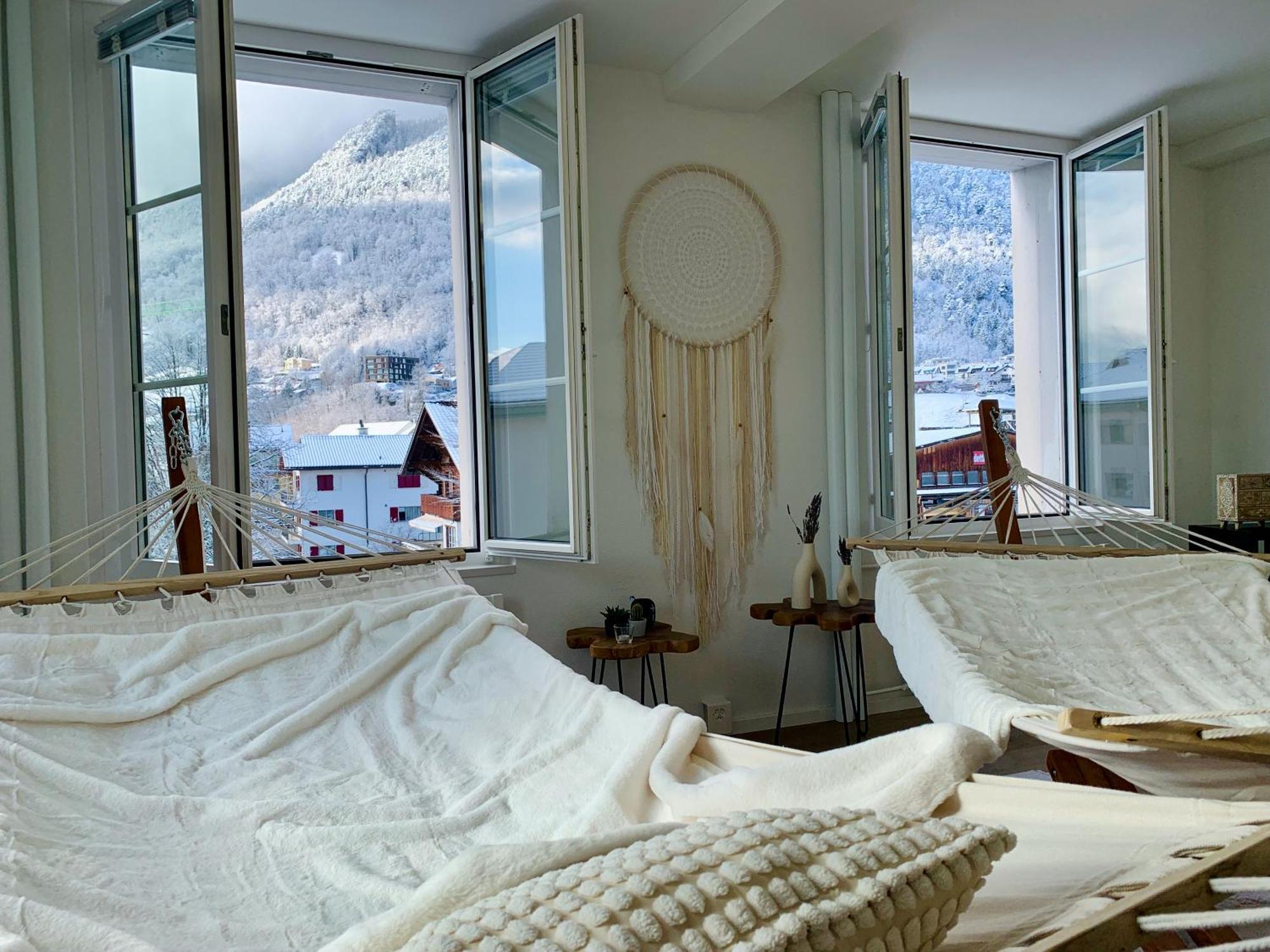 Eva O Wellnessoasis O Montainview O Pizzaoven O Lägenhet Ingenbohl Exteriör bild